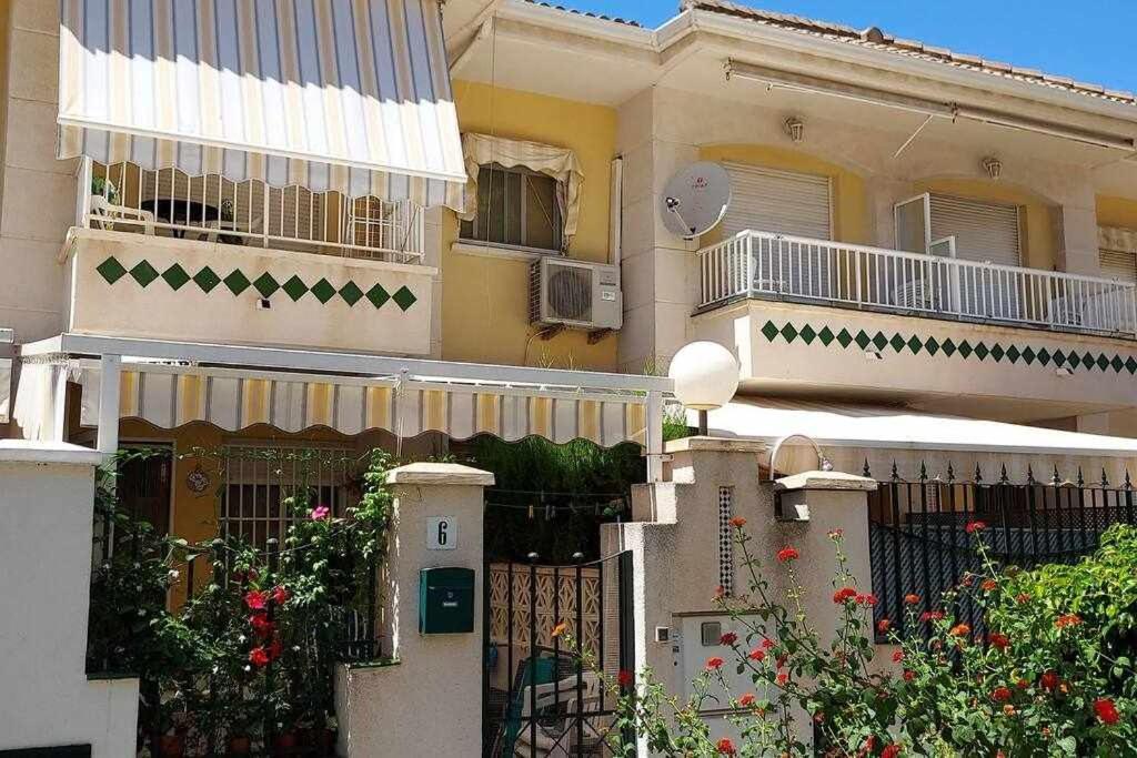 Bungalow Manuela En Santa Pola Dış mekan fotoğraf